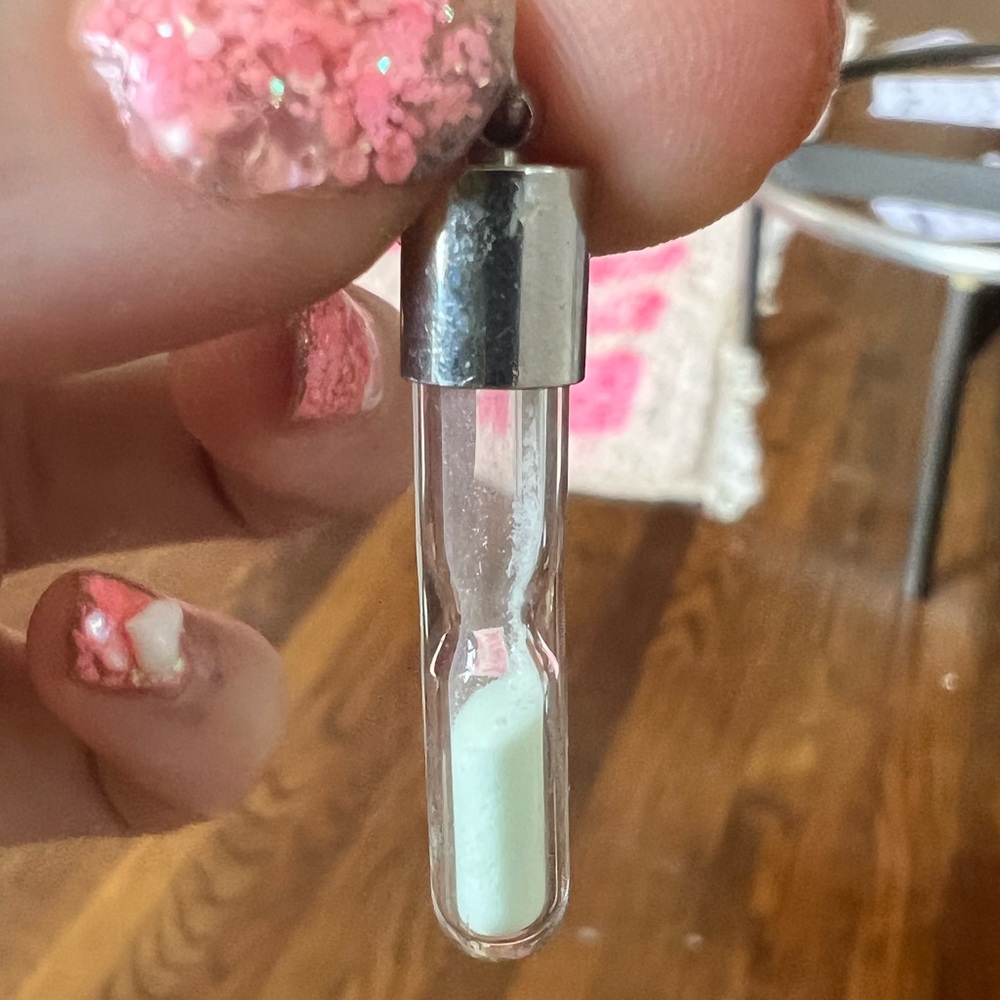 NEW miniature real working hourglass pendant